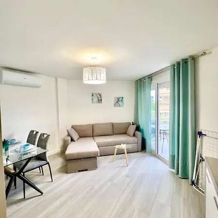 Moderno Apartamento Jasmin En 아파트 살루